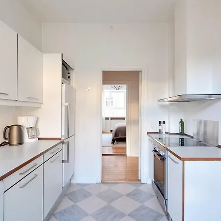 Large & Stylish In Trendy & Vibrant Neighbourhood * Kopenhagen